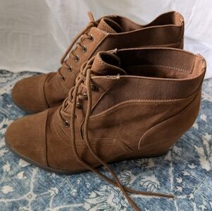 Women's Brown Lace-Up Ankle Boots